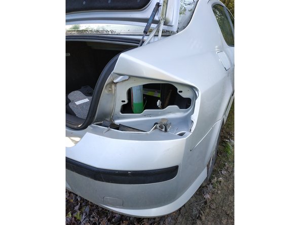 nettoyer la partie carrosserie