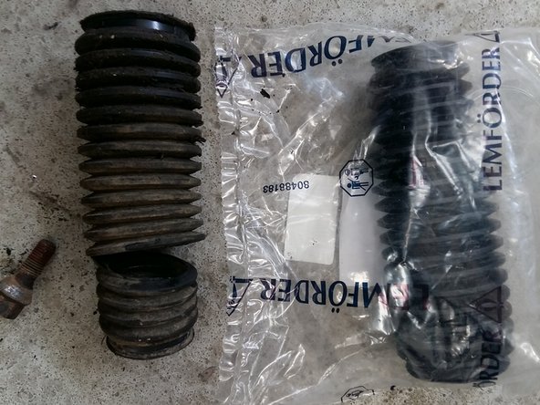 Avant de monter le nouveau soufflet, comparez ses dimensions avec l'ancien (longueur, diamètres).