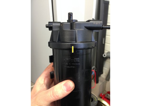 Remonter le couvercle en vérifiant son emplacement grâce au marquage effectué au démontage