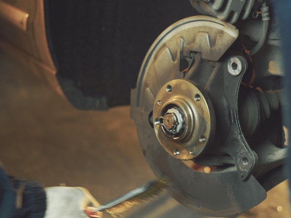 Nettoyer le moyeu de la même façon