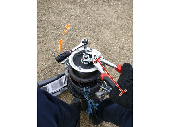 Ne surtout pas mettre son visage au dessus de l'amortisseur !