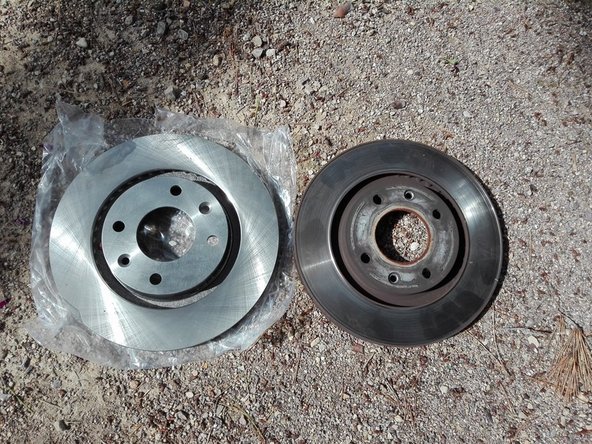 Vérifier la correspondance des pièces.