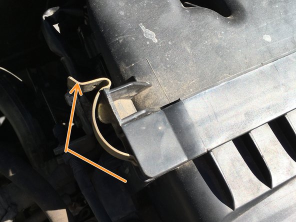 Verrouiller les clips.