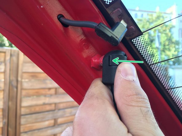 
No tools required for reinstallation, simply place the hook in front of the guide and push it in to position the jack
