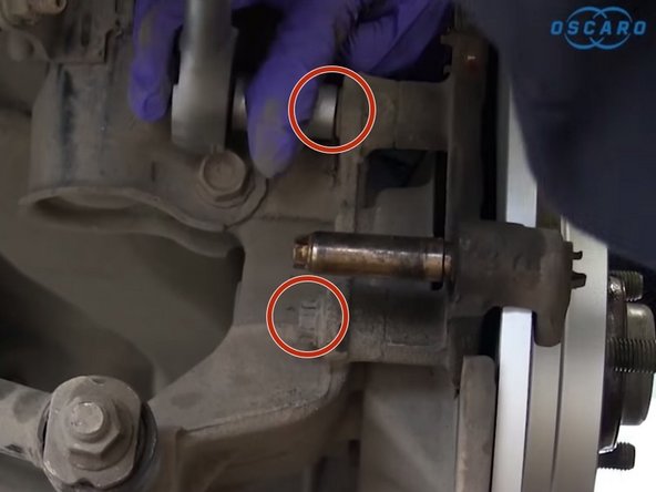 Repositionner la chape et revisser les 2 vis