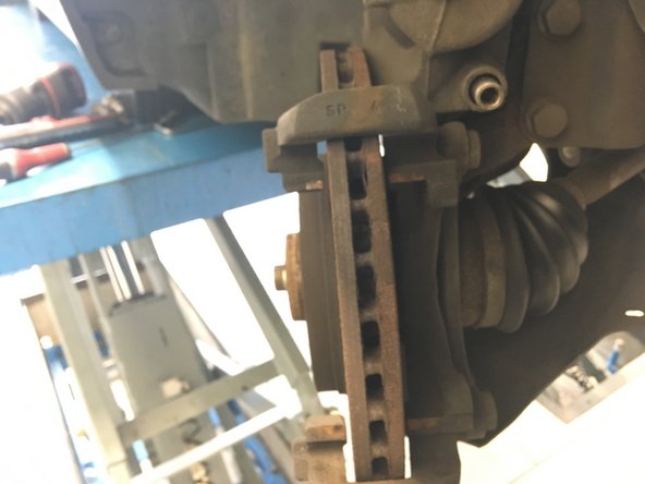 Démonter les plaquettes de frein