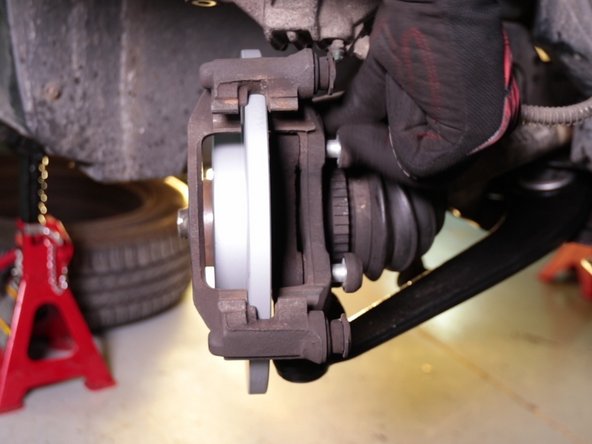 Placer les vis de support de la chape