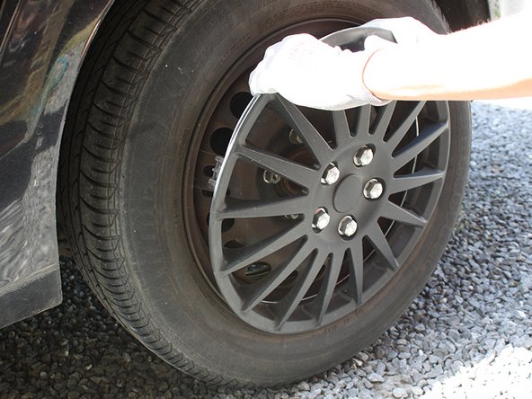 
Reassemble the wheel and tighten the screws, and reassemble the wheel trim if present.
