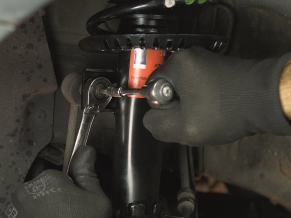 Resserrer l'écrou à l'aide de la clé plate de 16 et l'embout torx T30