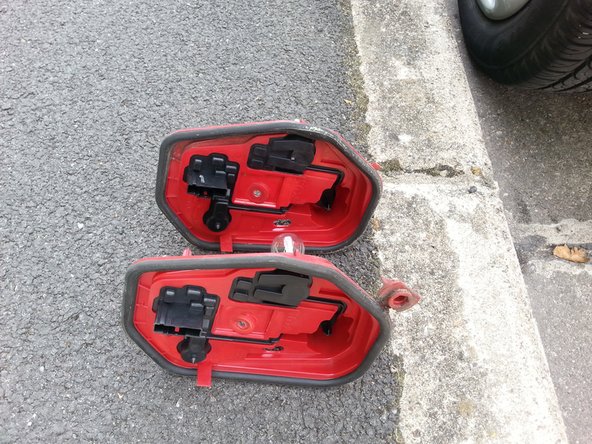 comparer les dimensions des deux platines ainsi que les connectiques