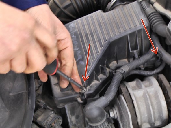 Revisser les deux vis