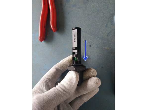 et le mettre en bas, en butée