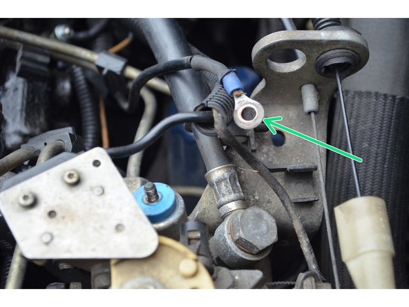 Eloignez le câble électrique.