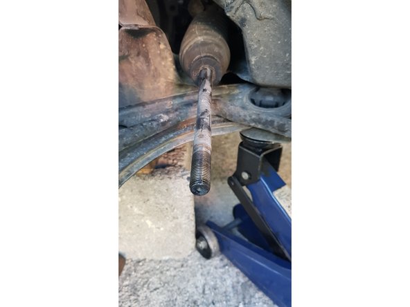 Comptez le nombre de tours puis notez-le quelque part pour ne pas oublier. Pour ma part 19 tours.