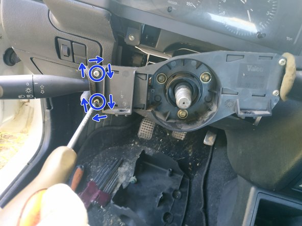 Si tout est correctement présenté,  il ne doit y avoir aucun jeu d'avant en arrière. Bien vérifier avant de continuer.