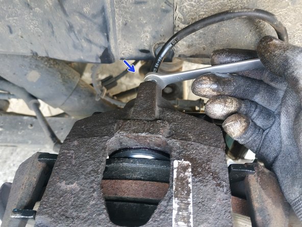 Toujours s'assurer que le réservoir est rempli pour ne pas désamorcer le circuit.