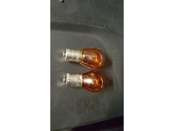 Comparer les ampoules (forme, culot)