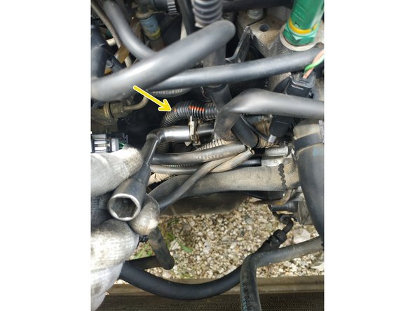 et serrer l'écrou, clé de 13mm