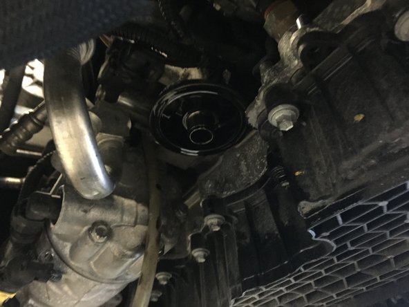 Remonter le filtre à huile