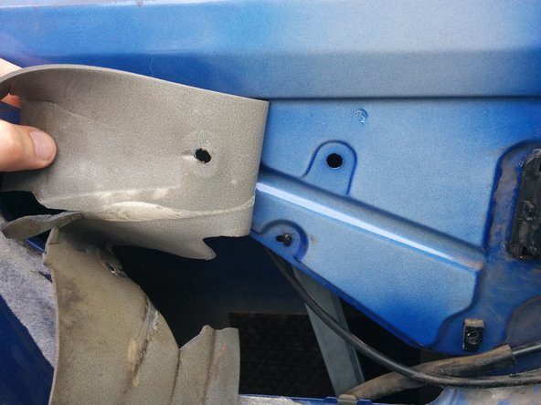 Le constructeur préconise de remplacer cette protection lors du démontage