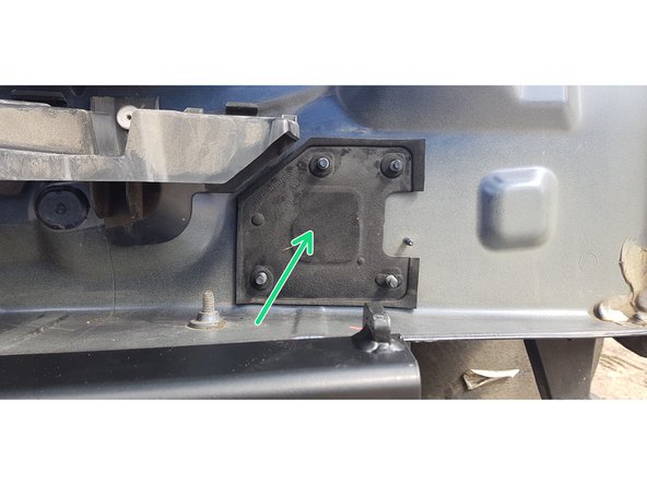 Remise en place du caoutchouc nettoyé.