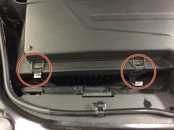 Refermer la boite à air