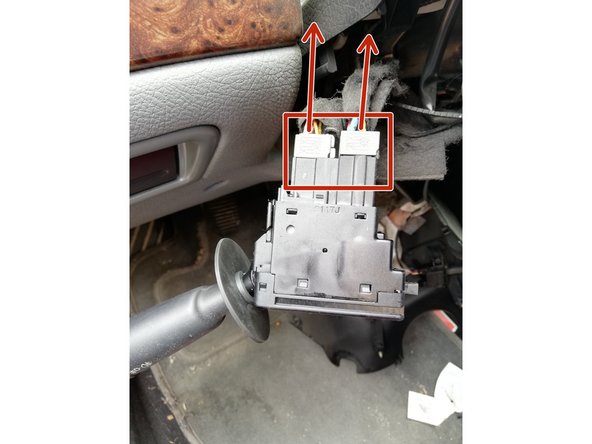 
Locate the 2 connectors
