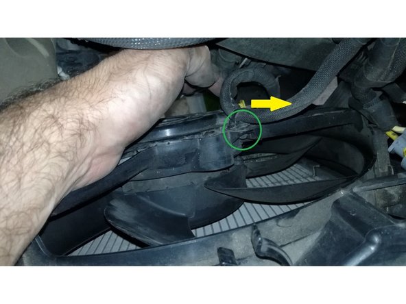 puis débrancher le connecteur