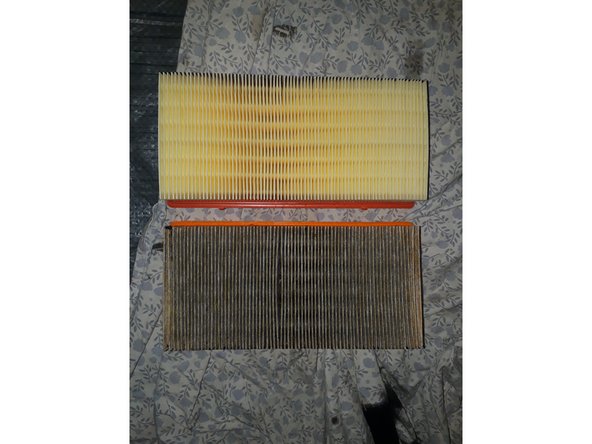 Voila un filtre neuf et un qui a déjà servi.