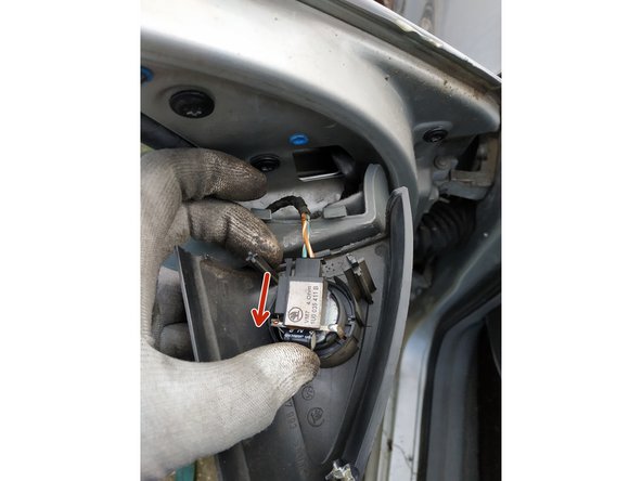 brancher la prise du haut-parleur