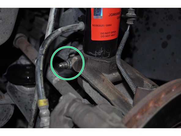 Mettre en place le boulon de bridage.