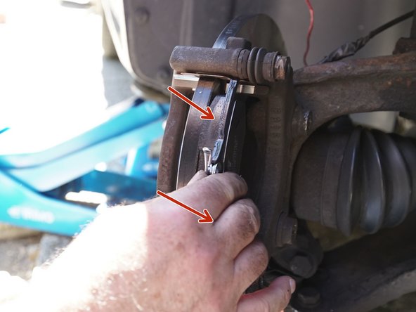 Reposez les nouvelles plaquettes sur la chape