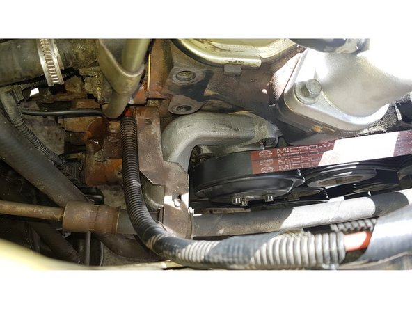 Le remontage s'effectue en sens inverse.