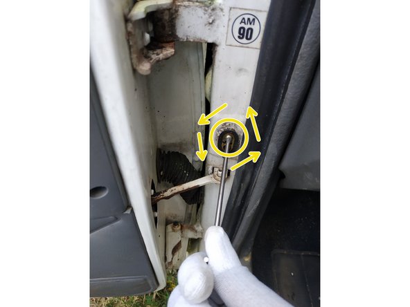 Le soufflet a une languette sur laquelle on peut tirer.