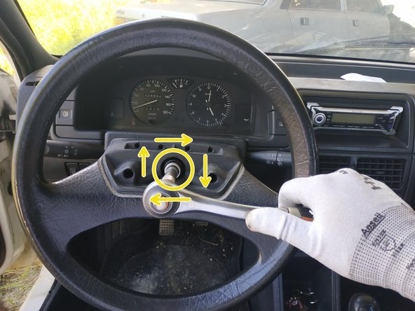 poser l'écrou et visser, clé à cliquet, rallonge et douille de 21mm