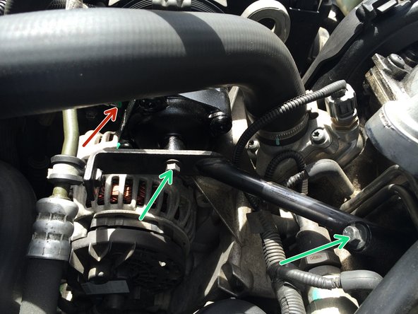 Raccorder la durite d'aspiration