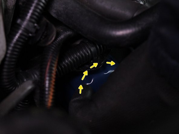 Repositionner la filtre à huile sur son support