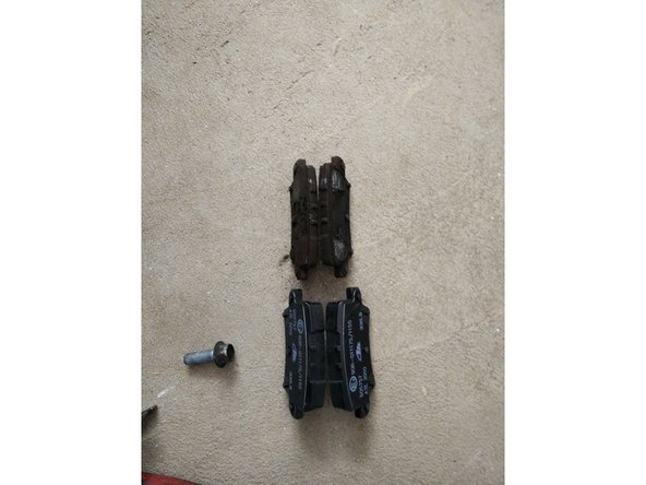 Comparer les plaquettes neuves aux usées