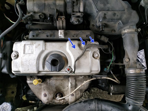 
remove the thread from the thread guide on the spool
