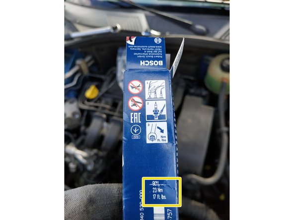 vérifier les informations sur l'emballage ; on voit ici qu'un couple de serrage de 23N.m est préconisé