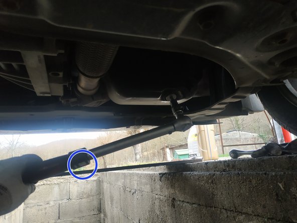 serrer le bouchon, clé torx T45