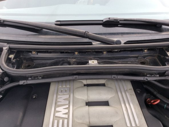 Si le boitier est un peu sale n'hésiter pas à passer un coup de chiffon.