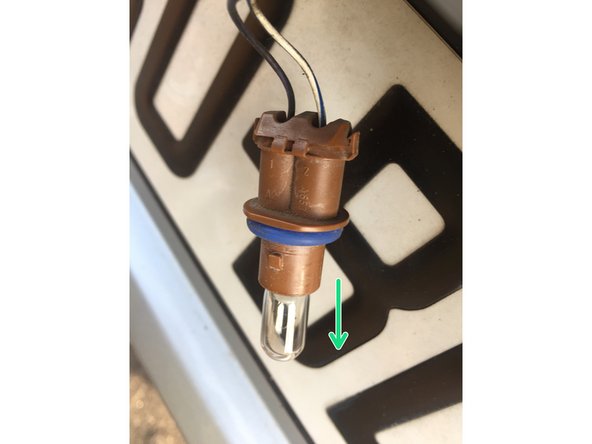 Tirer l'ampoule avec des gants