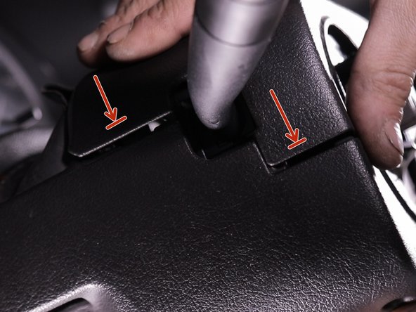 Emboîter les deux coquilles en appuyant dessus