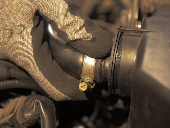 
A guide is present on the top
