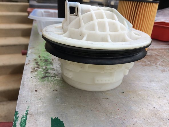 il faut simplement faire un quart de tour sur la gauche