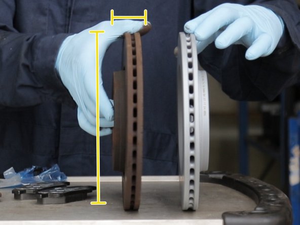 Comparer les dimensions entre les anciens et nouveaux disques de frein (circonférence,dimensions)