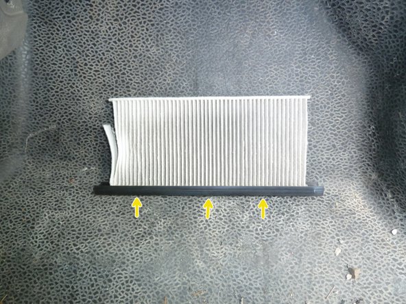 Mettre en place le second filtre sur la réglette.