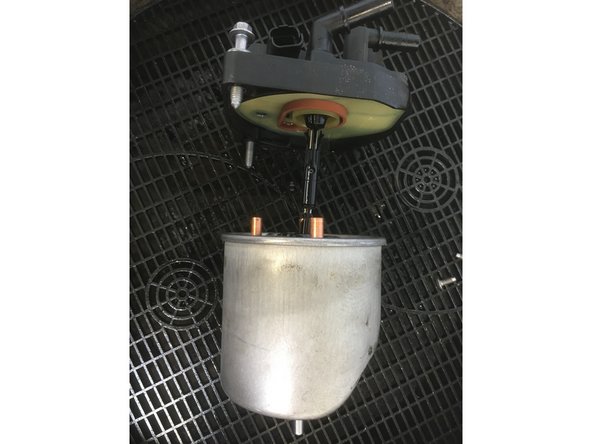 Tirer le filtre vers le bas pour le démonter