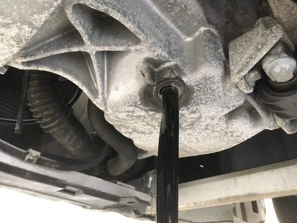 Laisser couler l'huile jusqu'au goutte à goutte